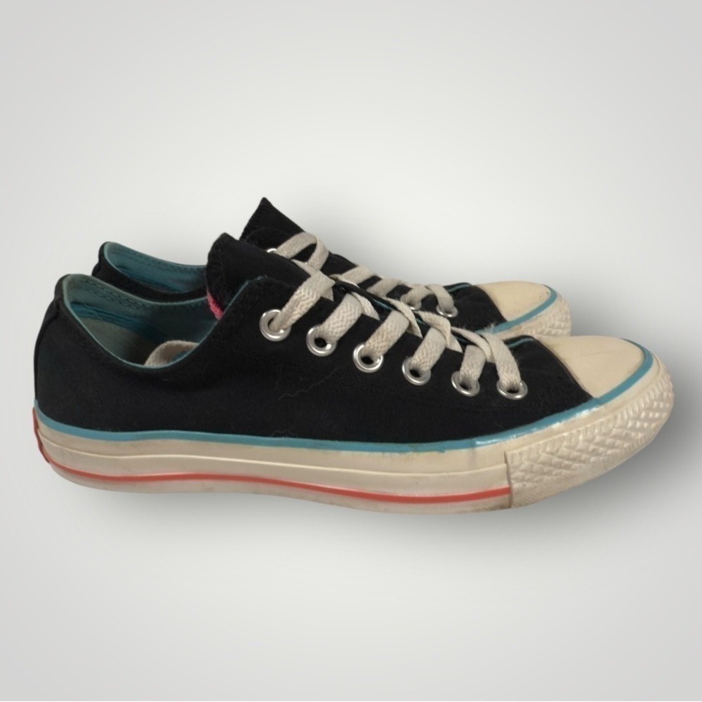Women’s Converse All Star size 7